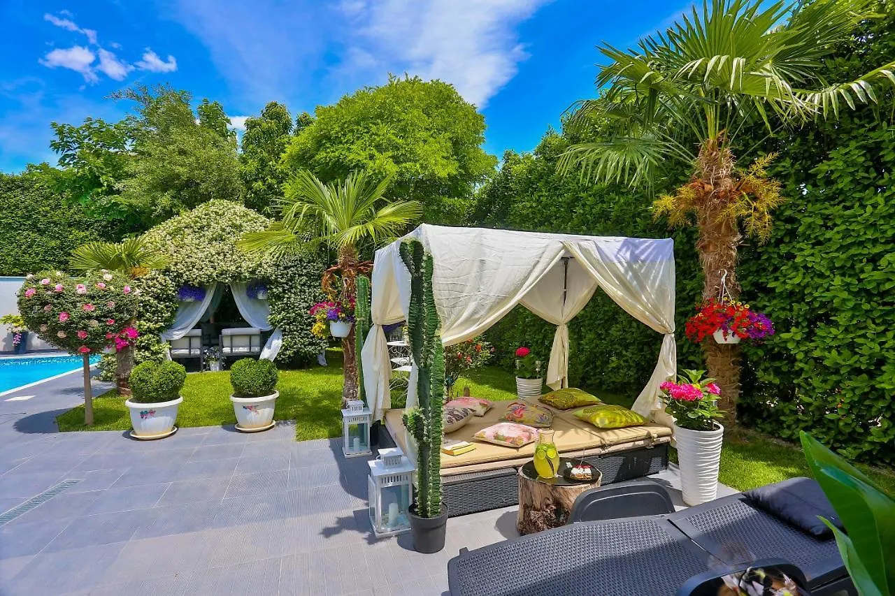 ***Green Dream***- Villa In Split Chorvatsko